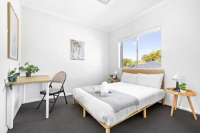 Modern Queen Room - Private Spot at Revesby - Shared Bathroom